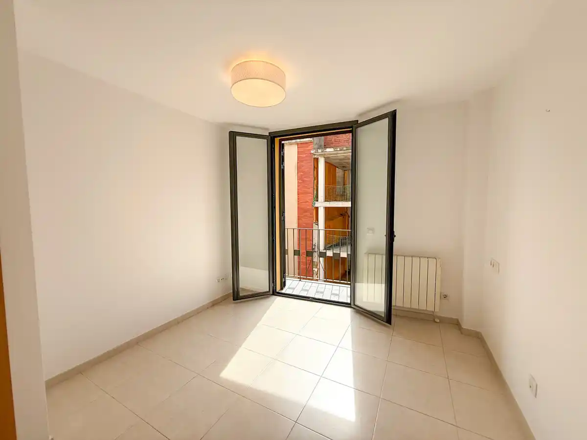 Piso en venta en calle Progrés (Figueres-zona estación)