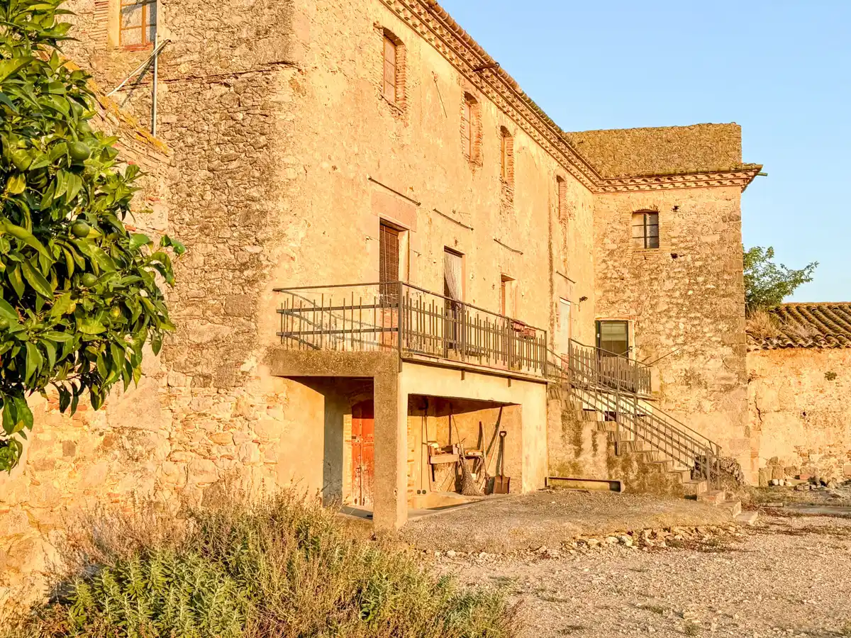 Finca rústica en venta (Riumors)