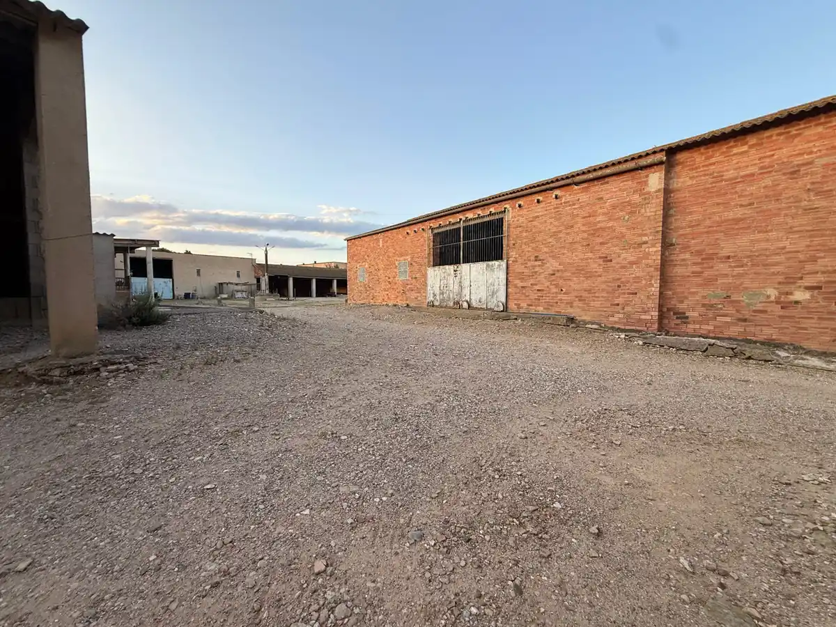 Finca rústica en venta (Riumors)