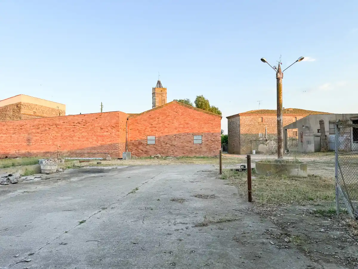 Finca rústica en venta (Riumors)