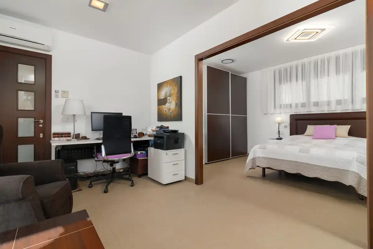 Magnífica casa moderna en Pau, ubicada en una zona tranquila y privada de la Costa Brava.