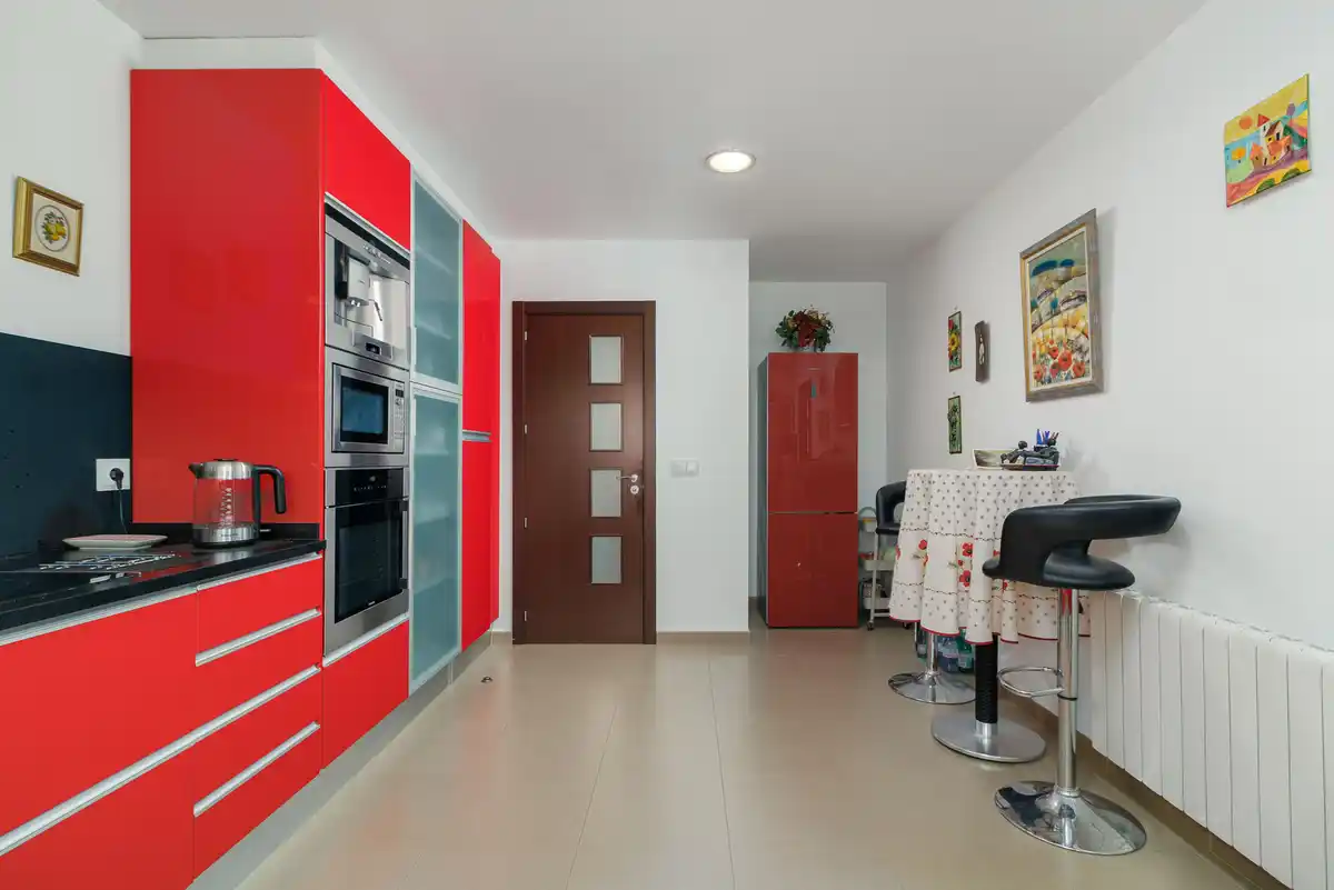 Magnífica casa moderna en Pau, ubicada en una zona tranquila y privada de la Costa Brava.