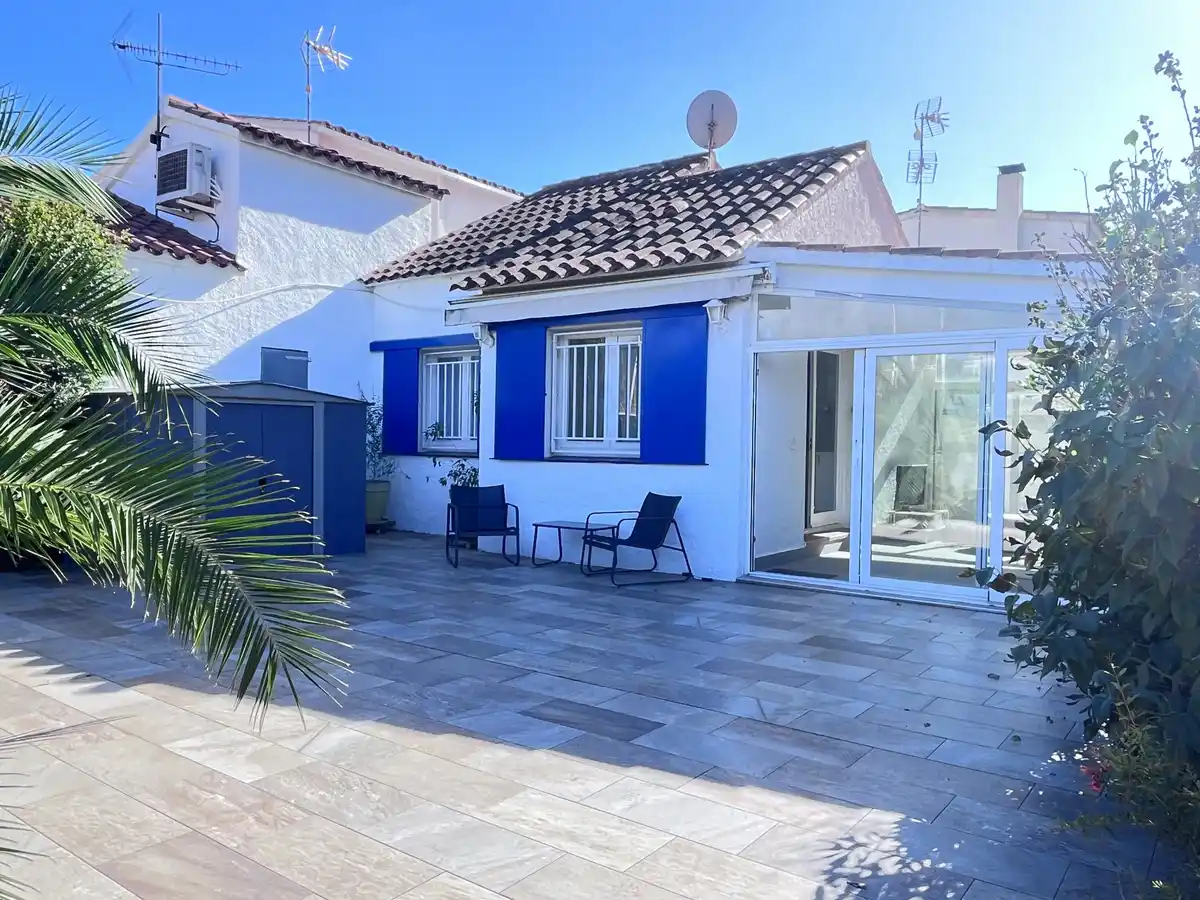 Casa adosada en Santa Margarida ¡Tu refugio ideal!