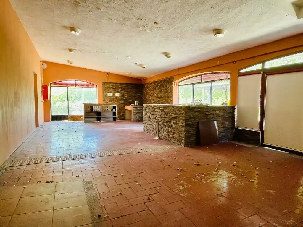 Hotel en venta (Pont de Molins)