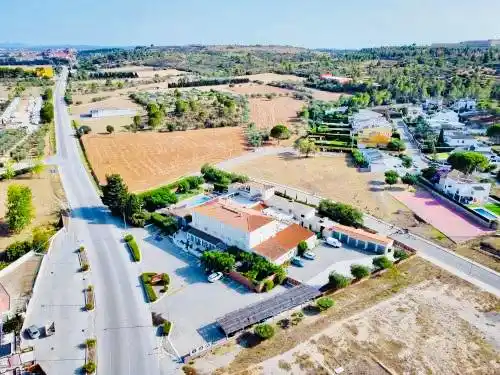 Hotel en venta (Pont de Molins)