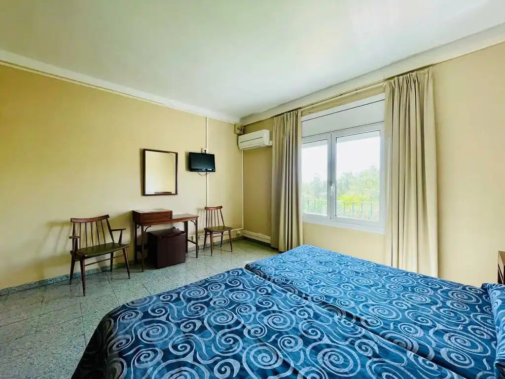 Hotel en venta (Pont de Molins)