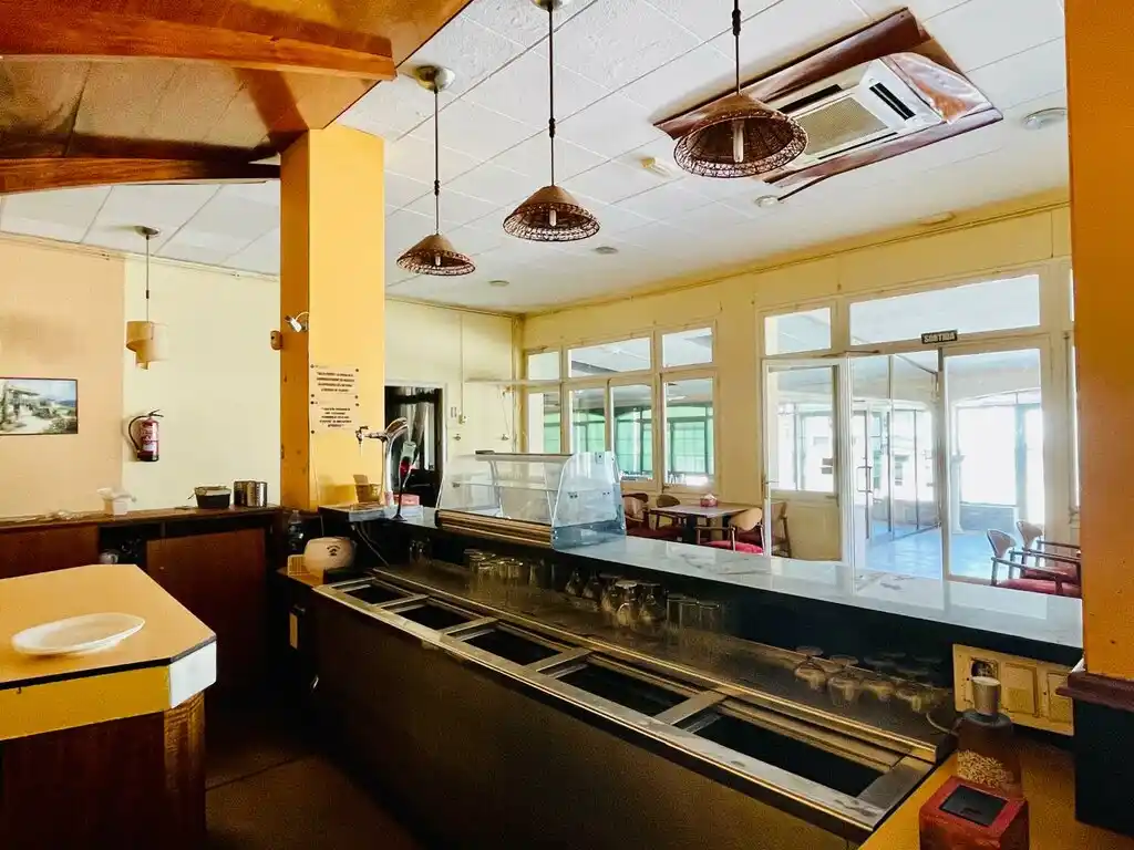 Hotel en venta (Pont de Molins)