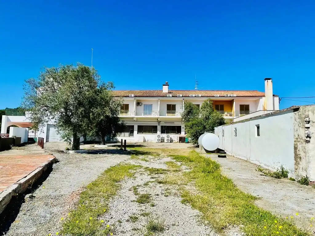 Hotel en venta (Pont de Molins)