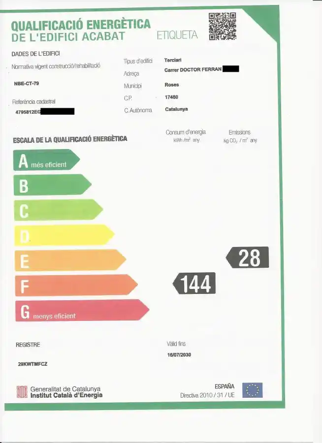 Local +garaje en venta (Roses).