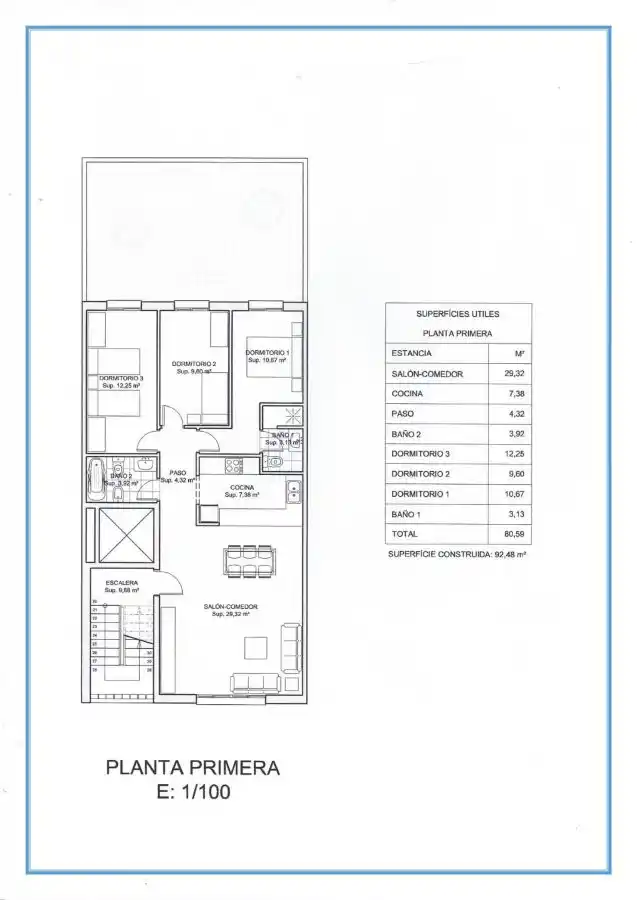 ¡Oferta especial de constructores! Edificio de 4 apartamentos con planos de construcción.