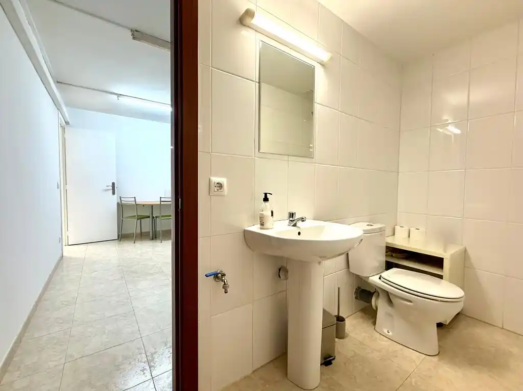 Local/oficina comercial en venta en Figueres (Carretera de Francia).