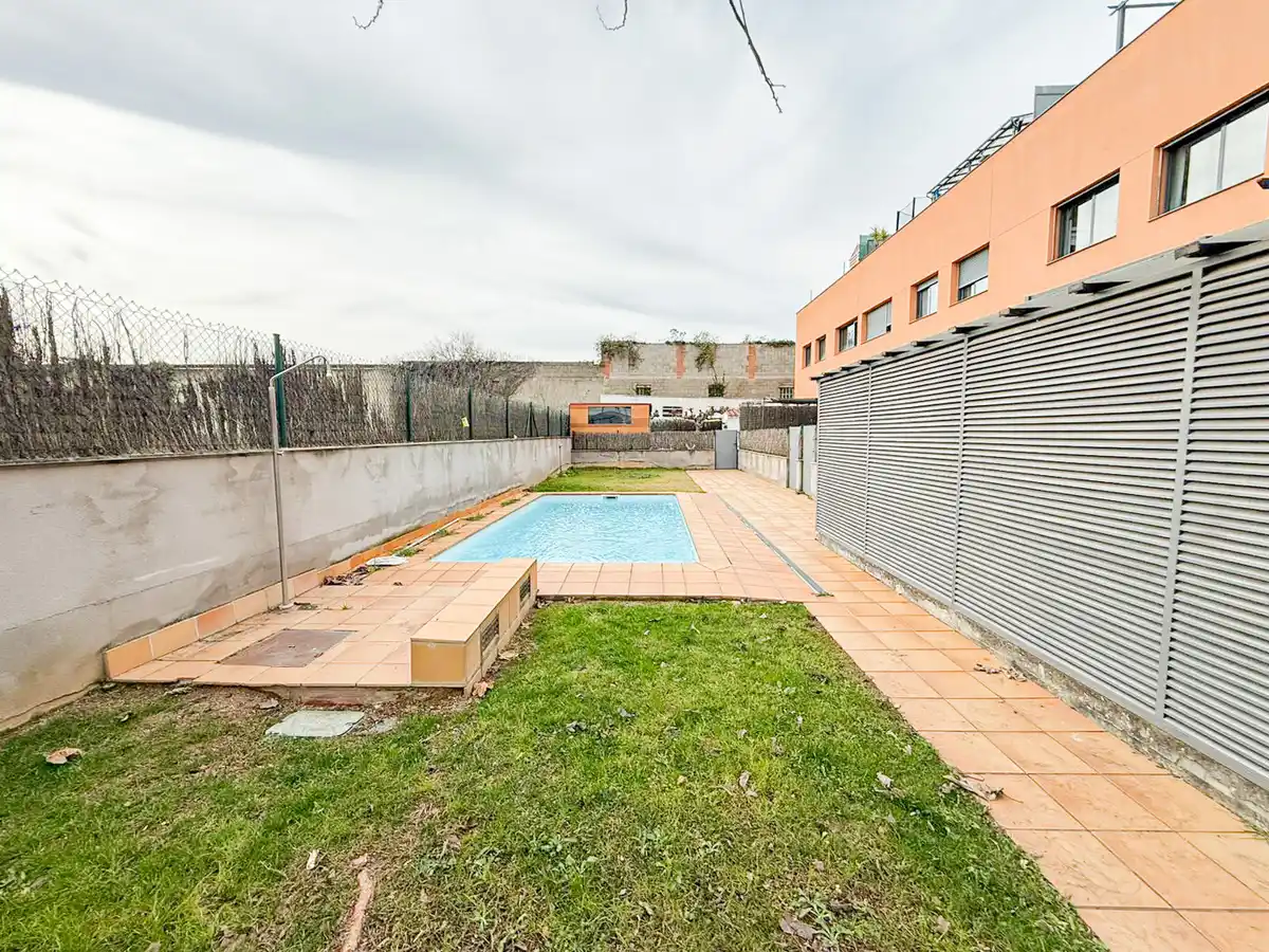 Dúplex en venta a (Vilatenim)