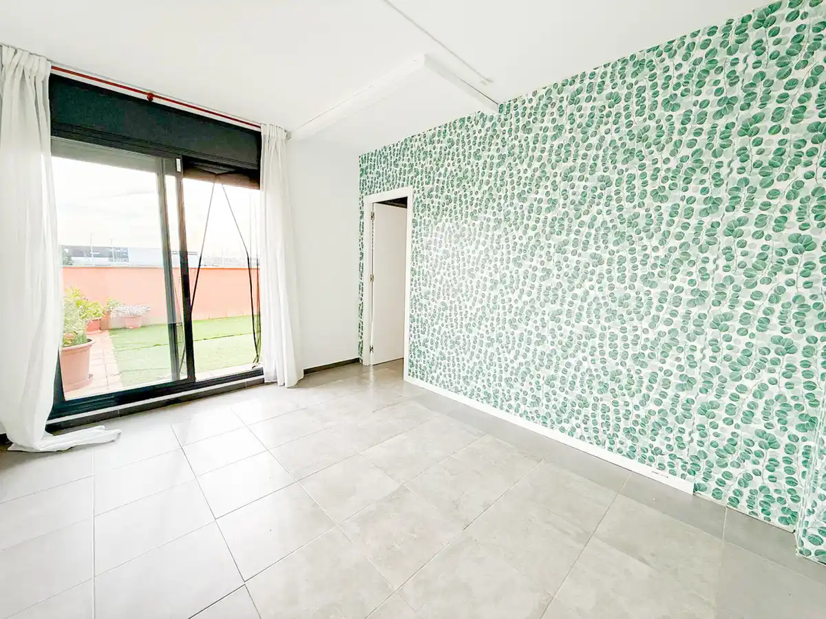 Dúplex en venta a (Vilatenim)