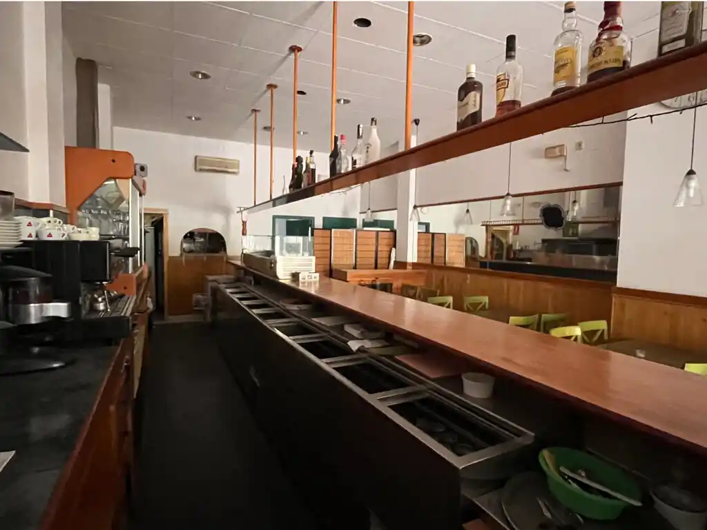 En venta local comercial zona Trabuc (Empuriabrava)