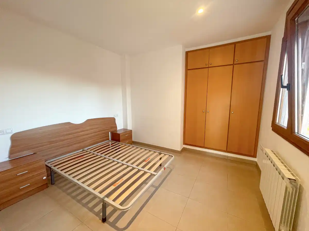 Se vende acogedor piso en Sant Climent Sescebes
