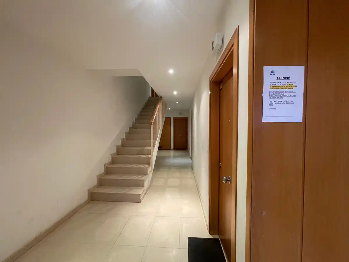 Se vende acogedor piso en Sant Climent Sescebes