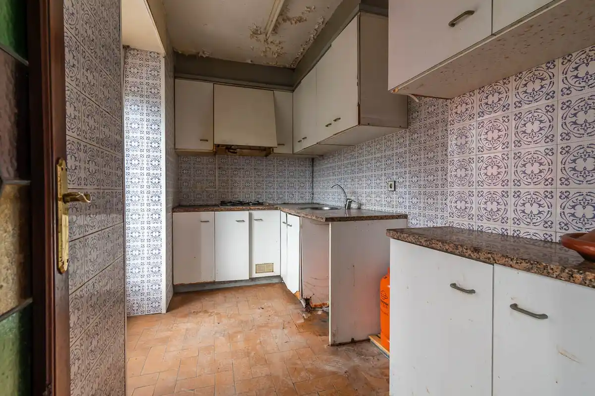 En venta edificio en el centro de La Jonquera.