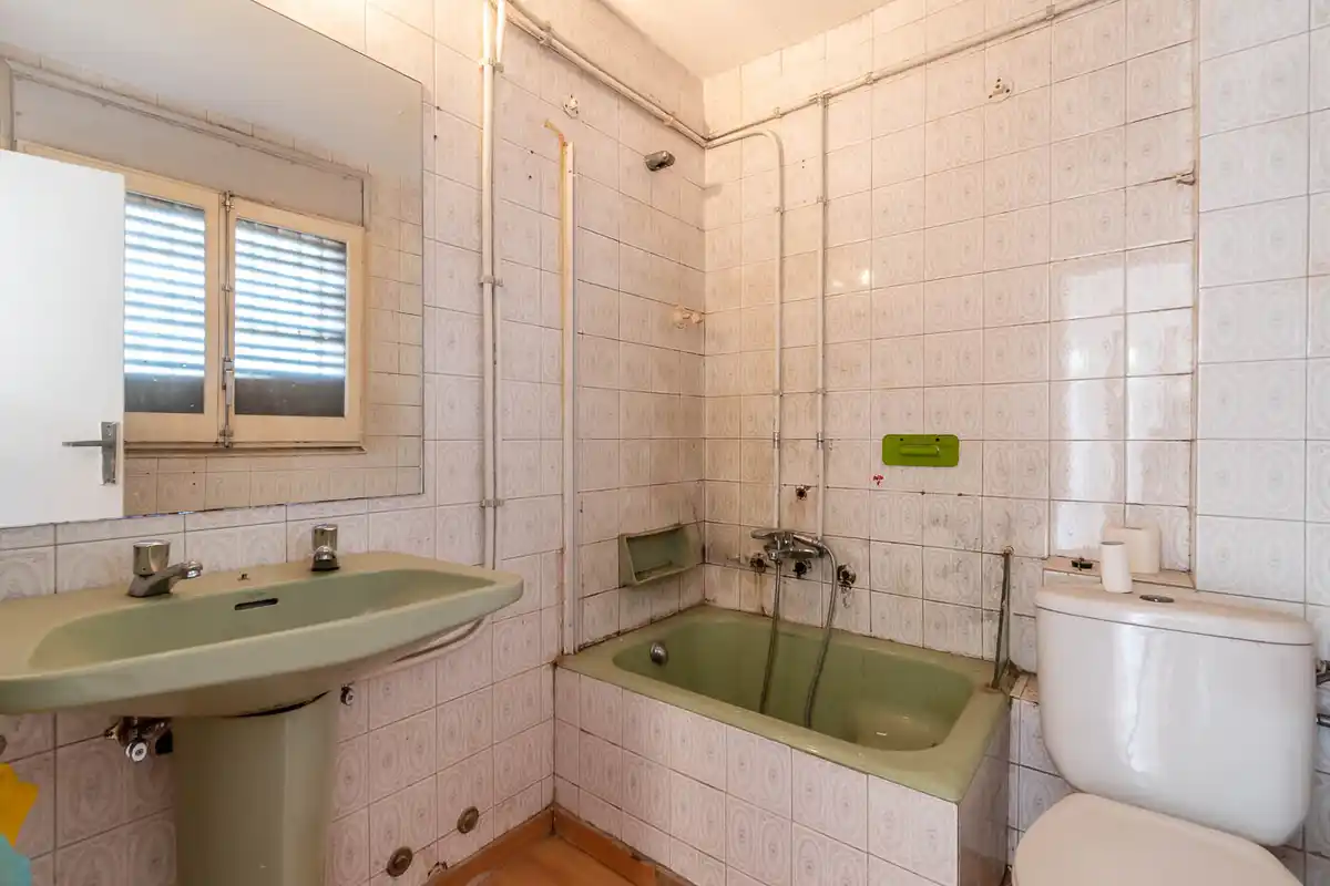 En venta edificio en el centro de La Jonquera.