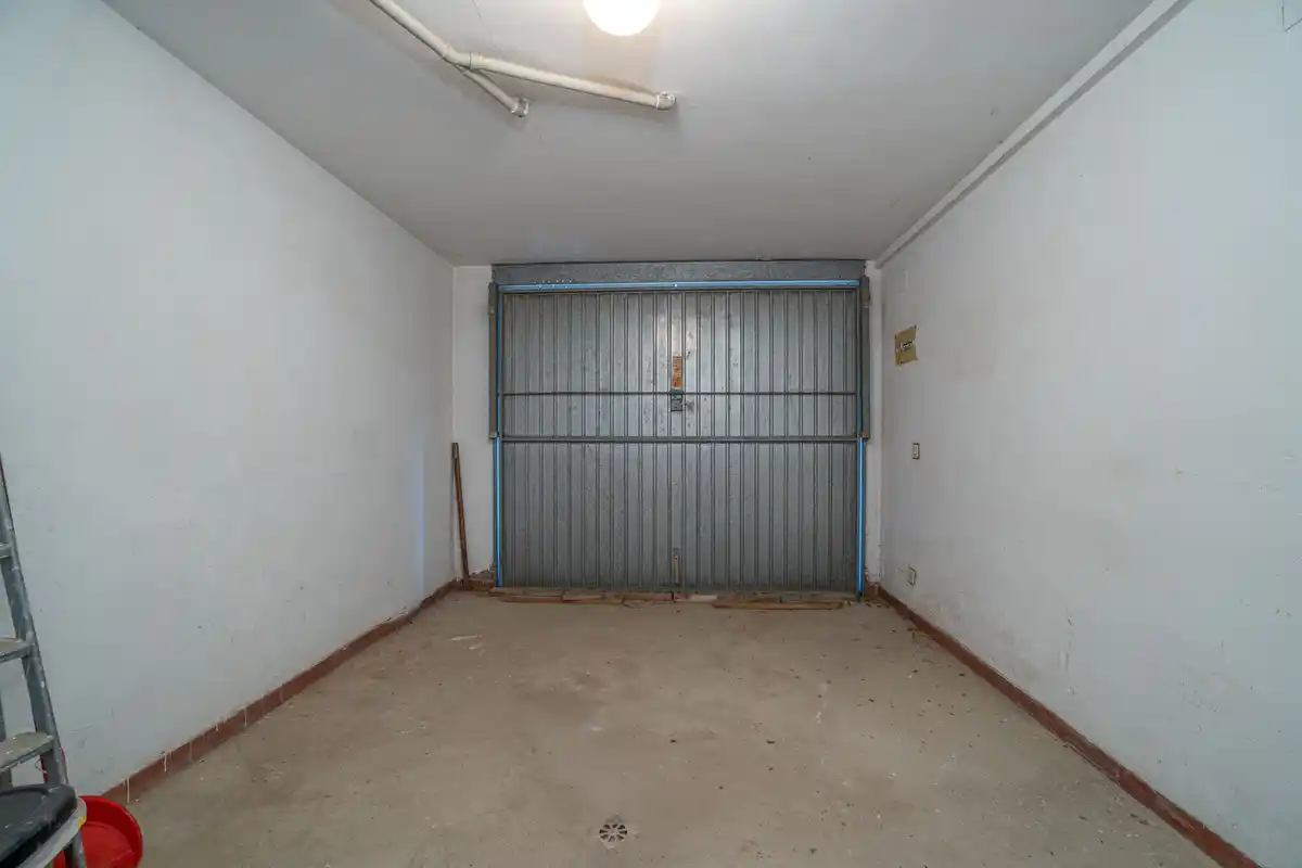 CASA ADOSADA  EN VENTA SECTOR SANT MAURICI