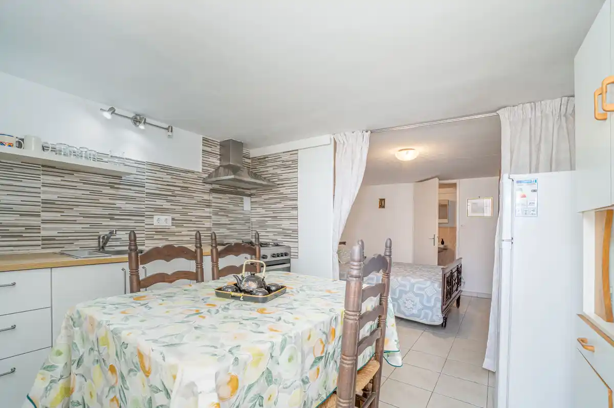 CASA ADOSADA  EN VENTA SECTOR SANT MAURICI