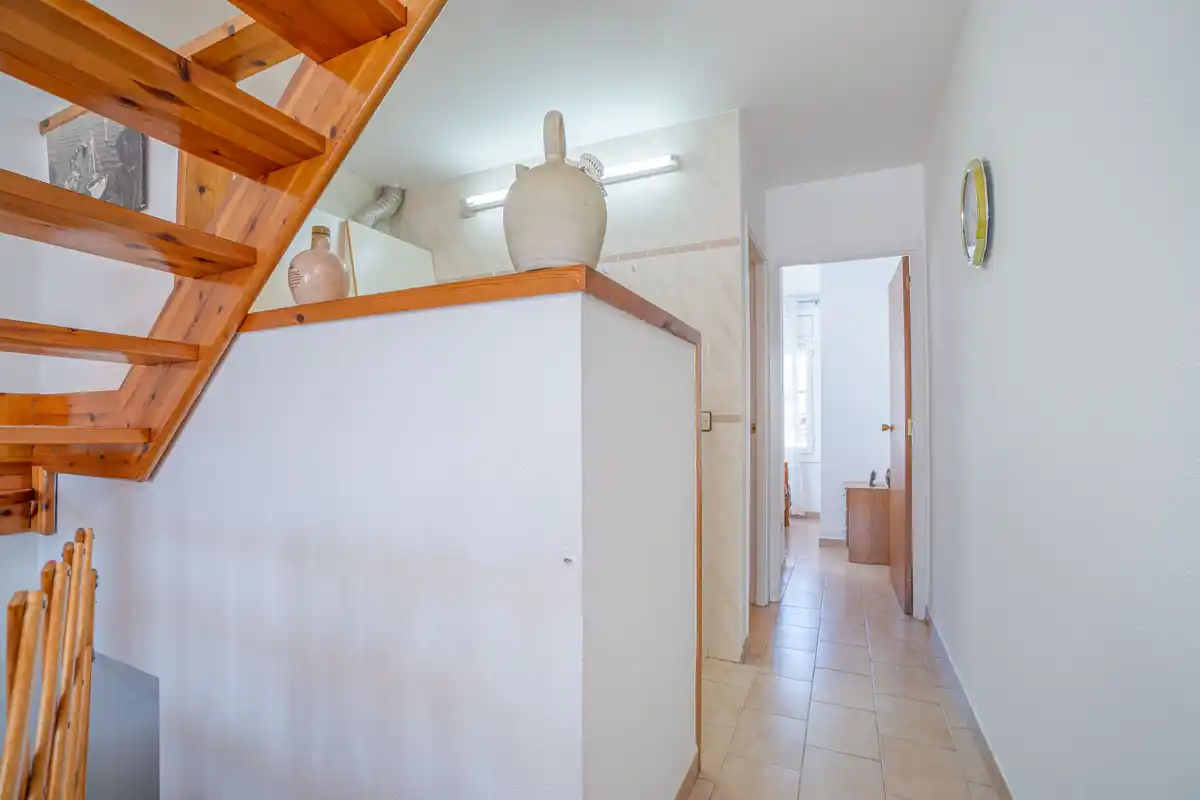 CASA ADOSADA  EN VENTA SECTOR SANT MAURICI