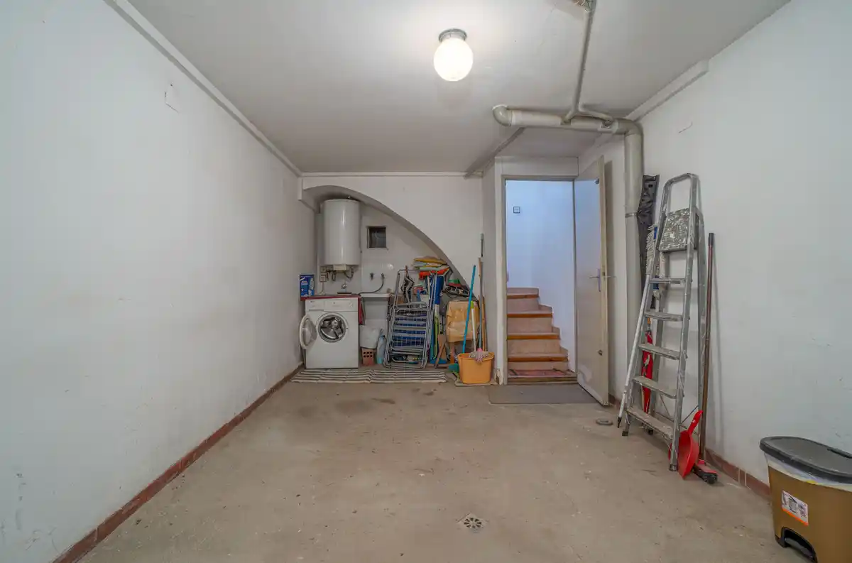 CASA ADOSADA  EN VENTA SECTOR SANT MAURICI