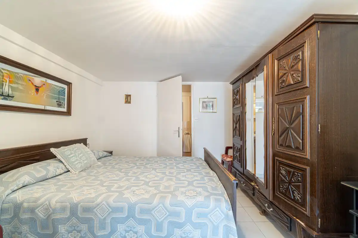 CASA ADOSADA  EN VENTA SECTOR SANT MAURICI