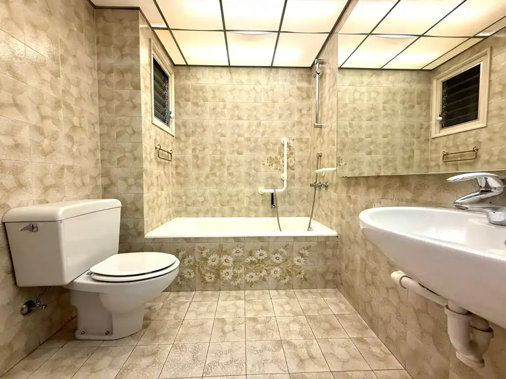 Amplio piso en venta en Figueres (Avda. Salvador Dalí).