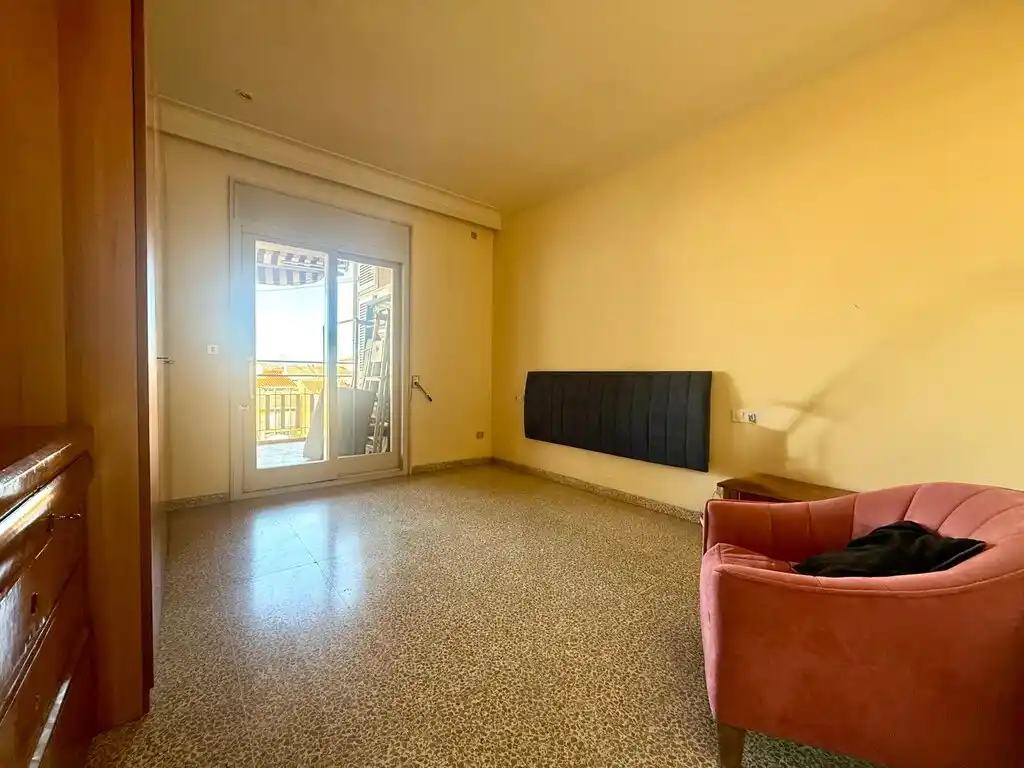 Amplio piso en venta en Figueres (Avda. Salvador Dalí).
