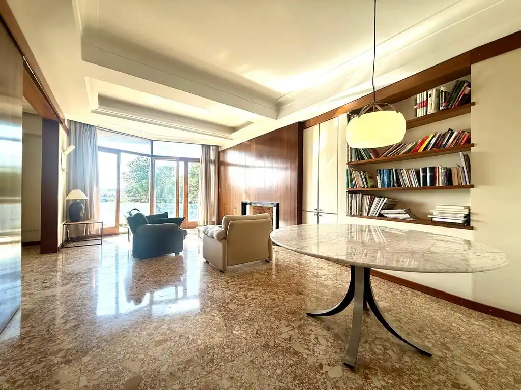 Amplio piso en venta en Figueres (Avda. Salvador Dalí).