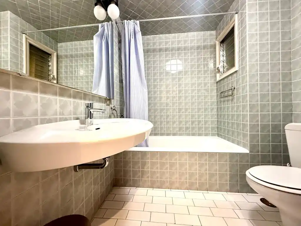 Amplio piso en venta en Figueres (Avda. Salvador Dalí).