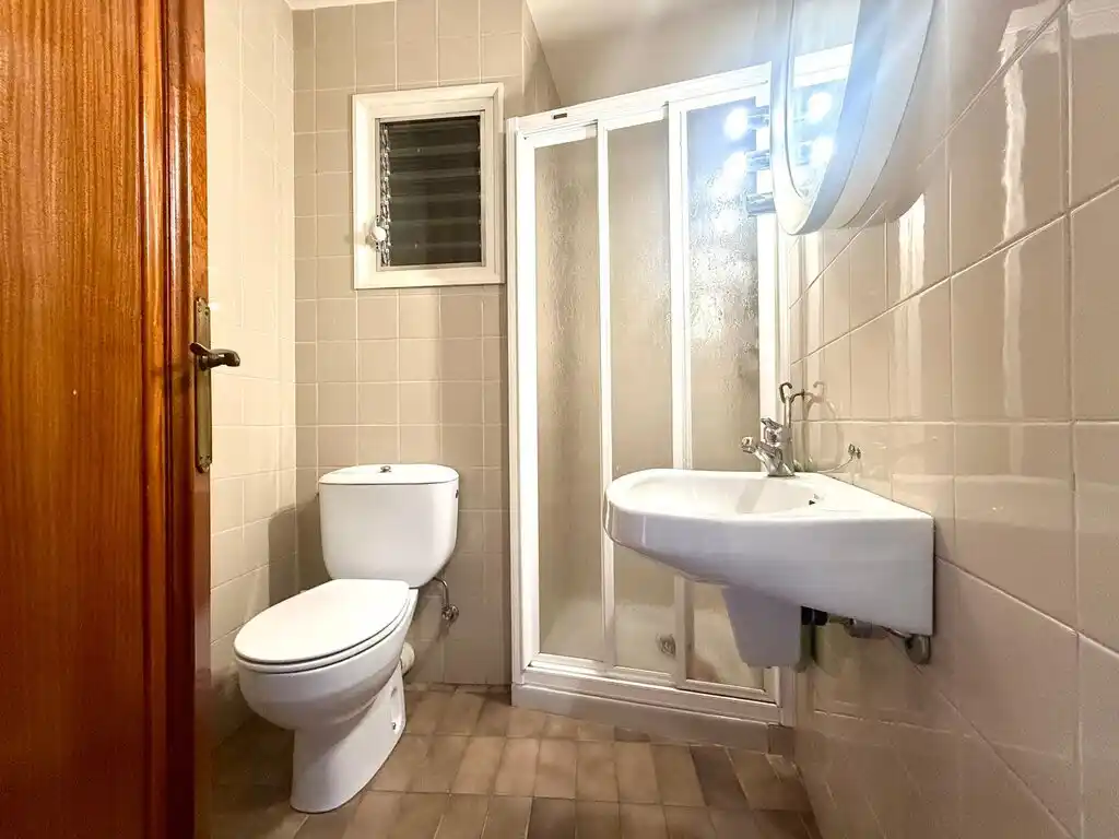 Amplio piso en venta en Figueres (Avda. Salvador Dalí).