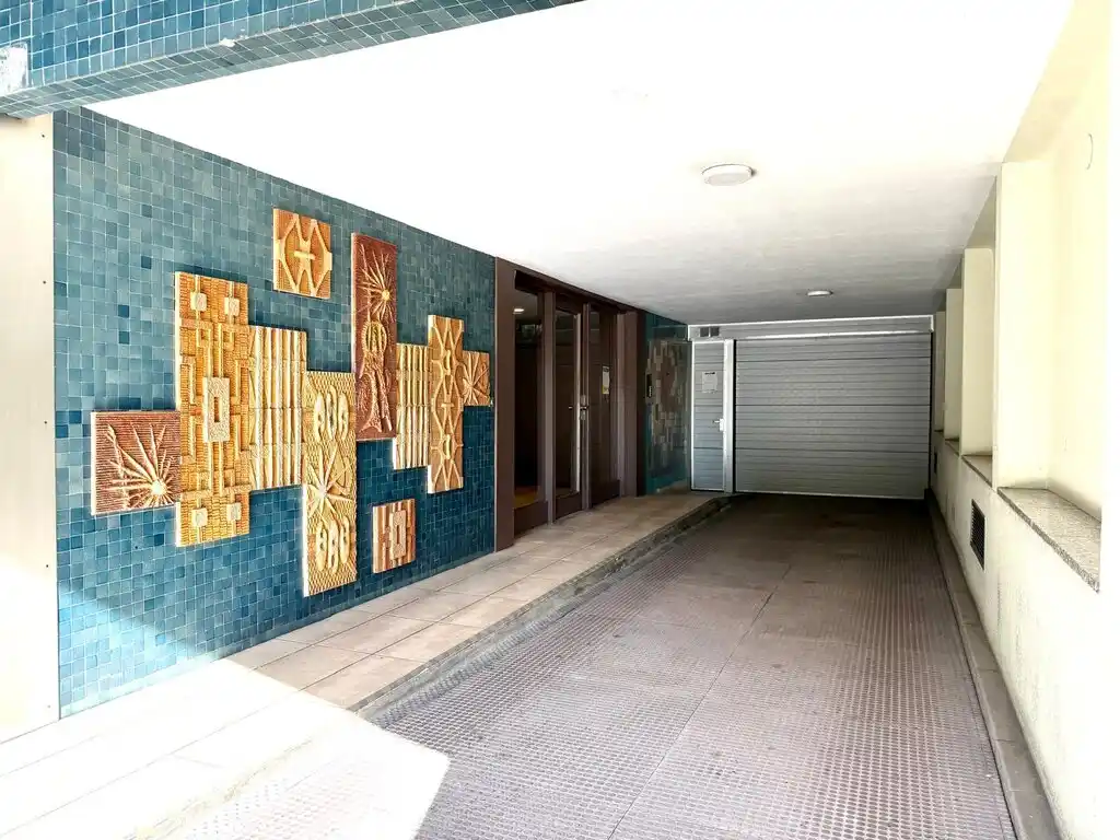 Amplio piso en venta en Figueres (Avda. Salvador Dalí).