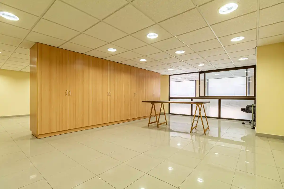LOCAL EN PLANTA BAJA EN FIGUERES