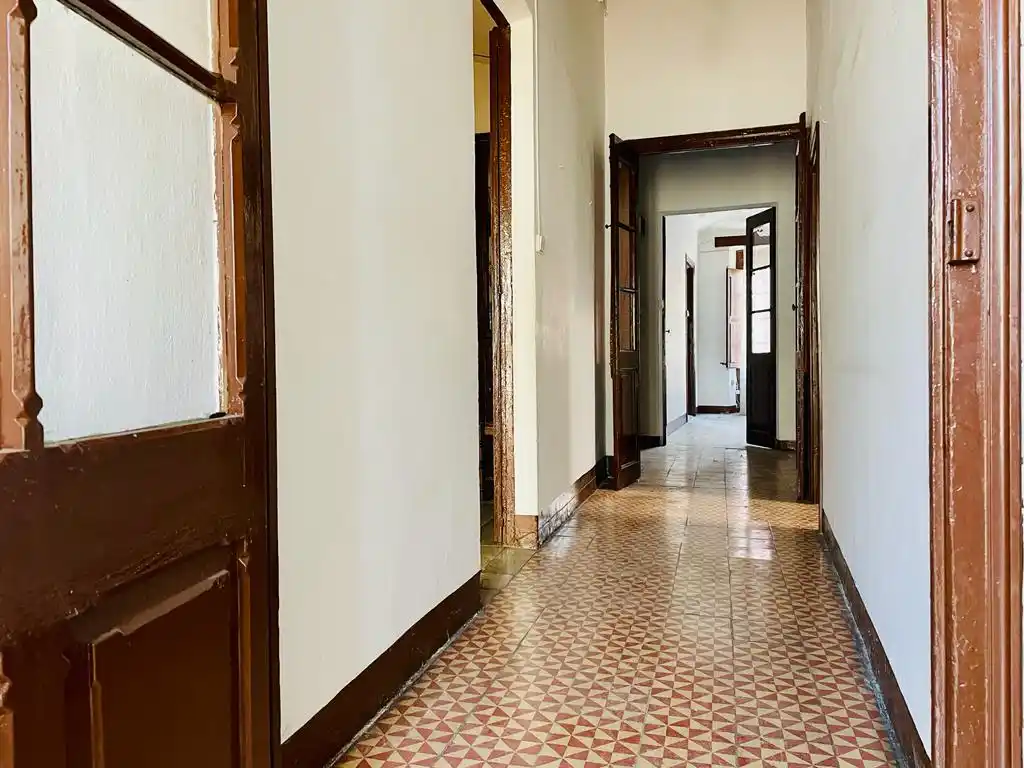 Edificio en el centro de Figueres ideal inversores