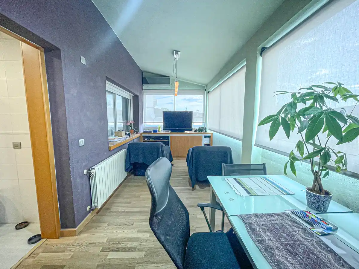 Oportunidad casa apareada con piscina y jardín  (Vilafant)