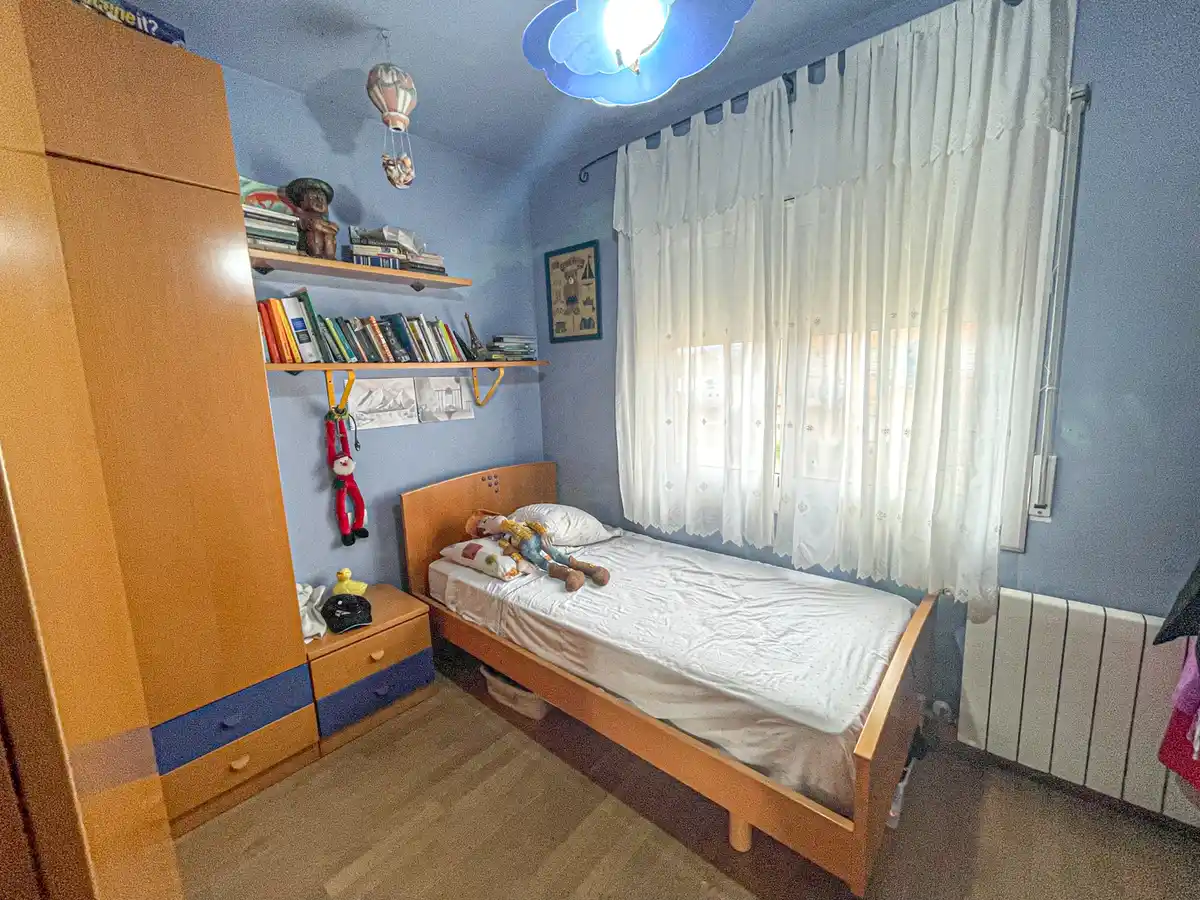 Oportunidad casa apareada con piscina y jardín  (Vilafant)