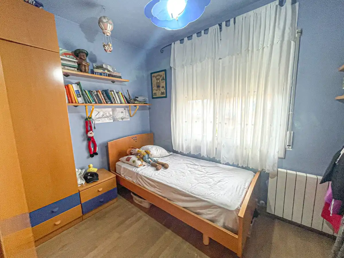 Oportunidad casa apareada con piscina y jardín  (Vilafant)