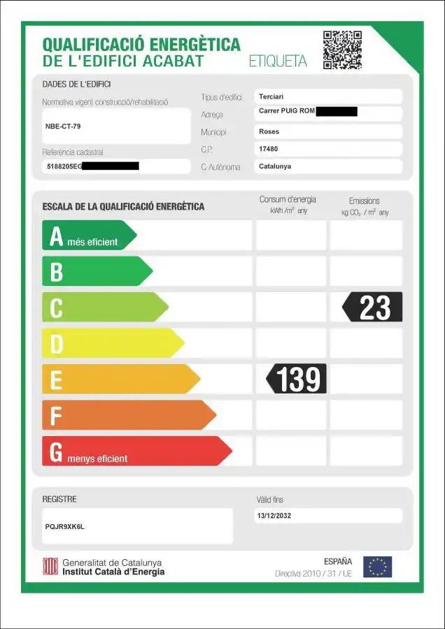 Local comercial en venta en el centro de Roses.