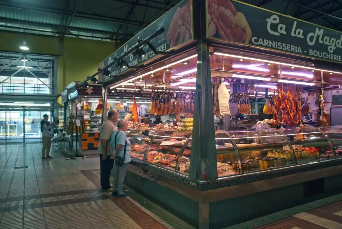 Local comercial en venta en el centro de Roses.