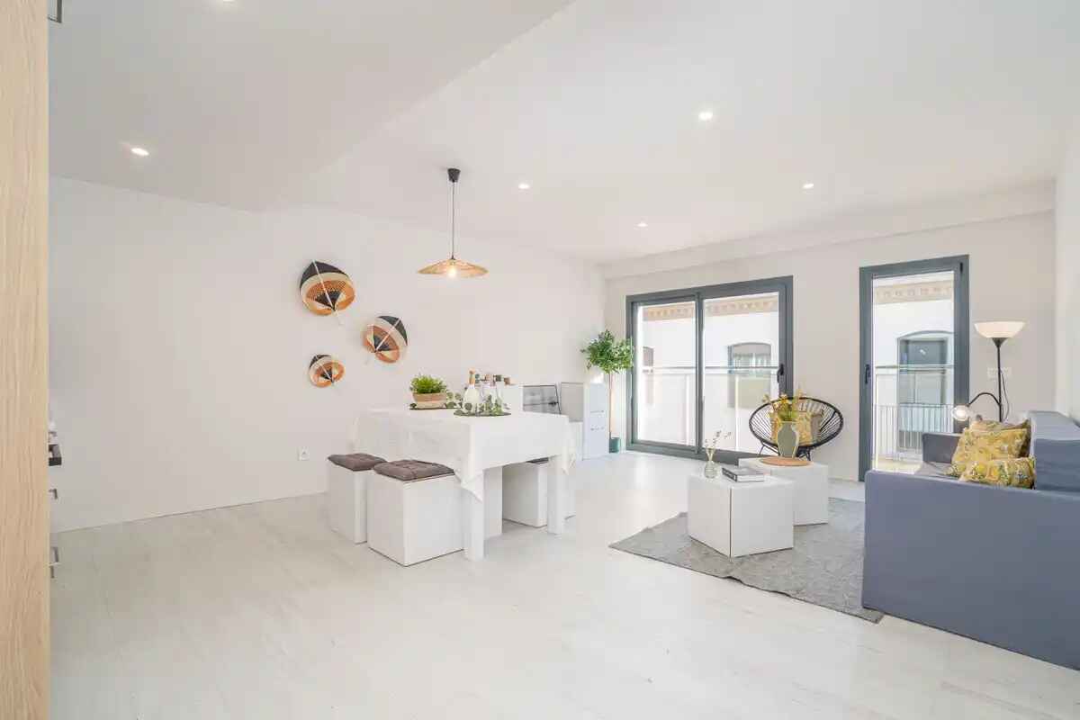 Obra Nova. Figueres. Rambla. Apartament.