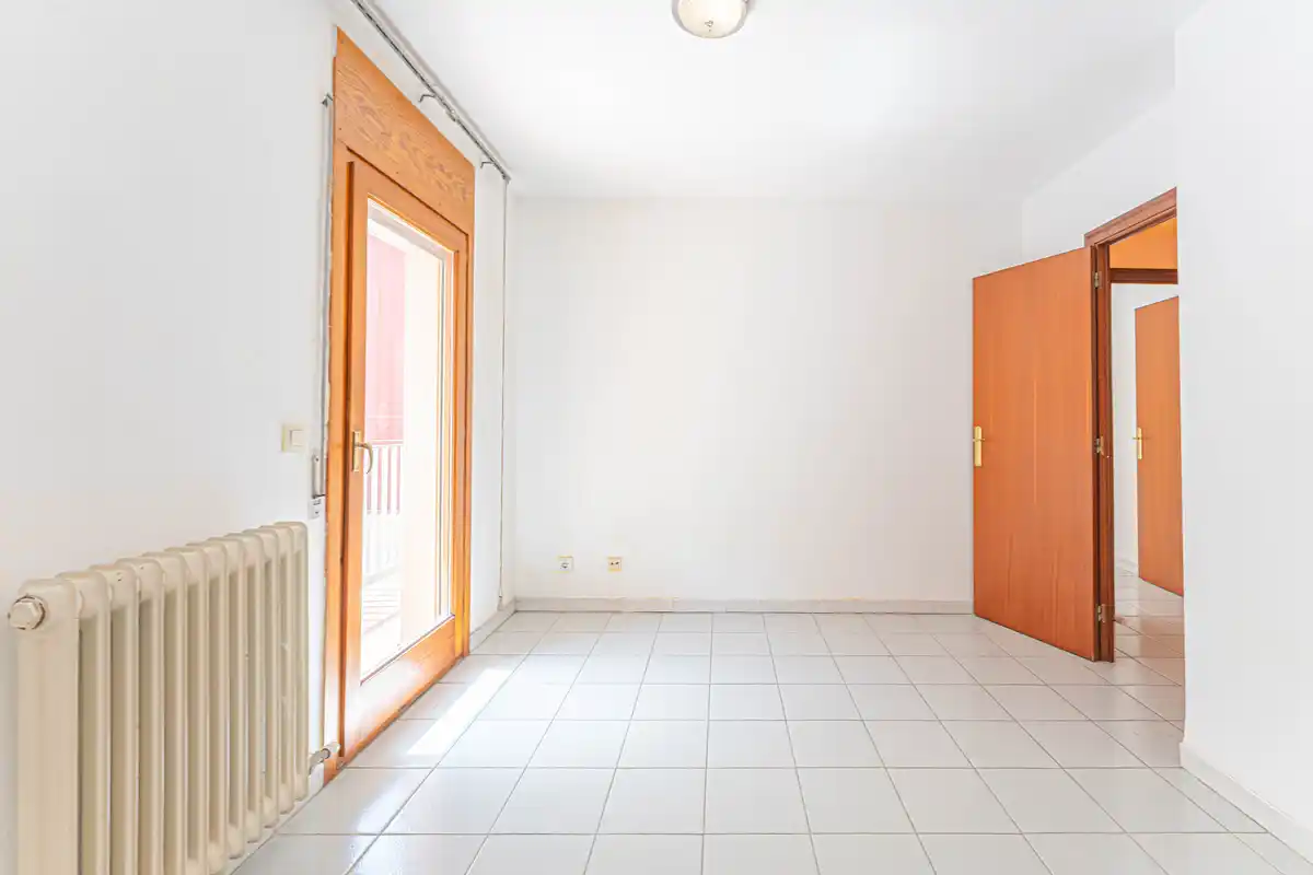 ¿Buscas un piso amplio, luminoso y en pleno centro de Figueres?