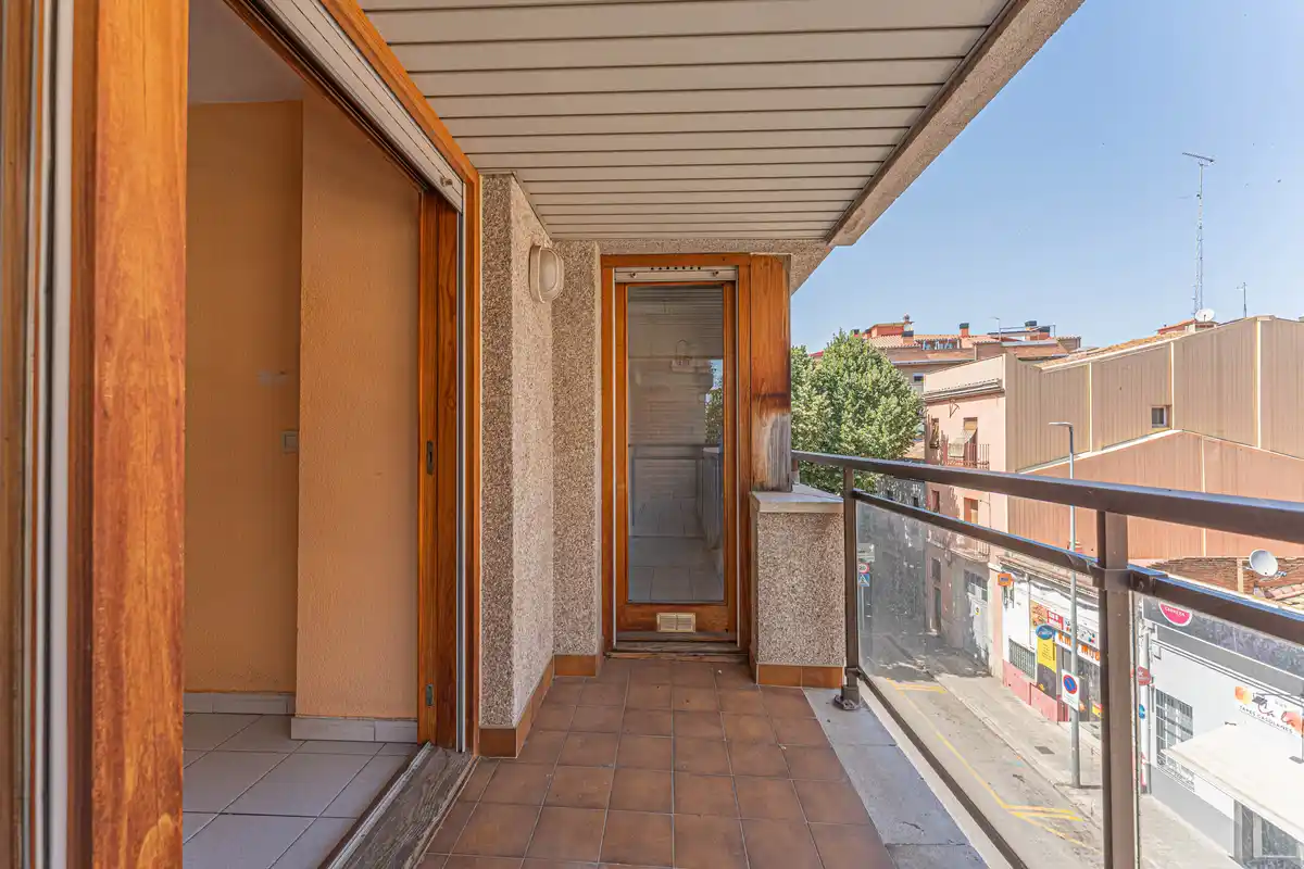 ¿Buscas un piso amplio, luminoso y en pleno centro de Figueres?