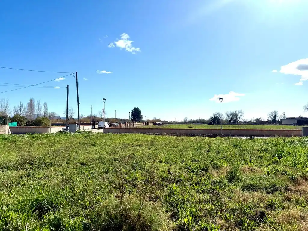 Parcela urbana en venta (Vila-Sacra)