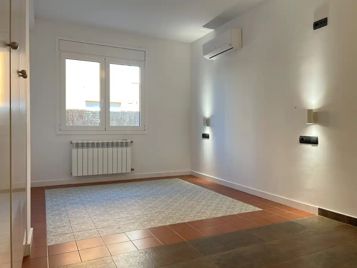 Excelente casa con piscina privada en  una zona muy tranquila en Sant Pere Pescador.