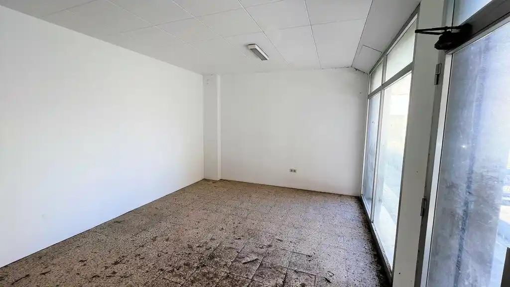 Local comercial en venta (Figueres Centro)