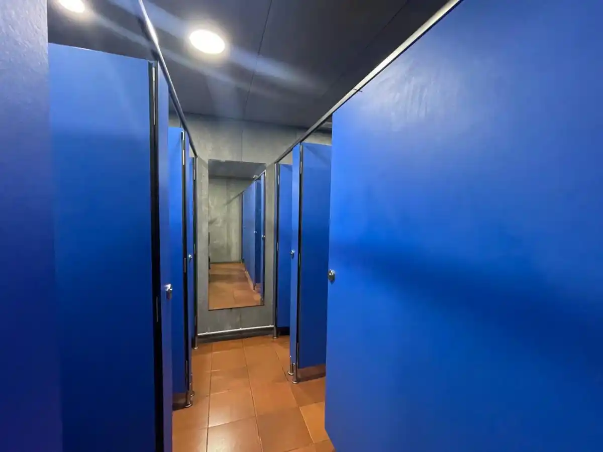 Discoteca en venta ,zona de los Arcos (Empuriabrava)
