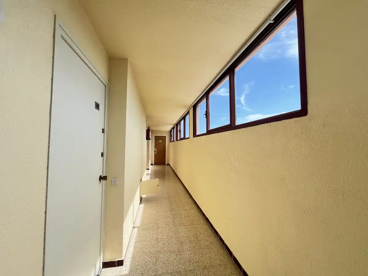 Estudio en venta con licencia turística (Santa Margarita, Roses).