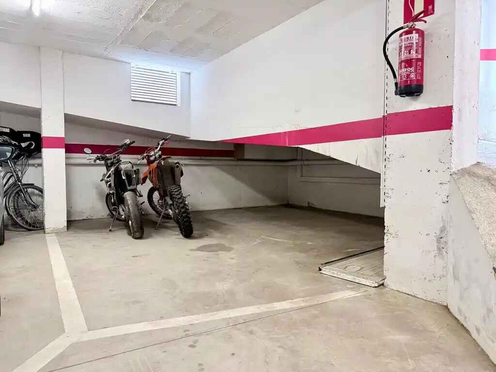 Parking space for sale (Horta capallera)