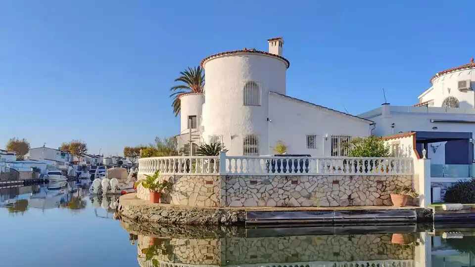 House in Empuriabrava